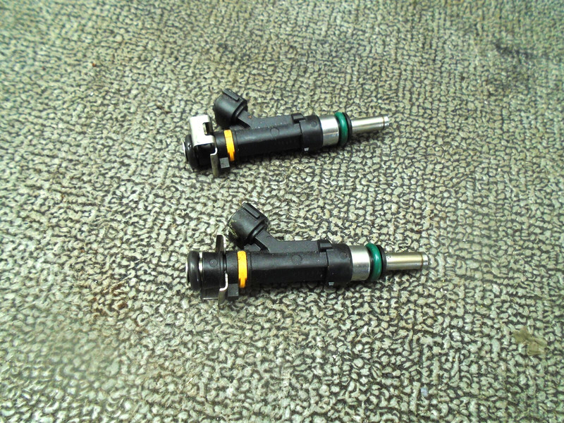 Set Of 2 Fuel Injector Assy 15710-98L00 Suzuki Outboard 2018 DF 350A Motor #2