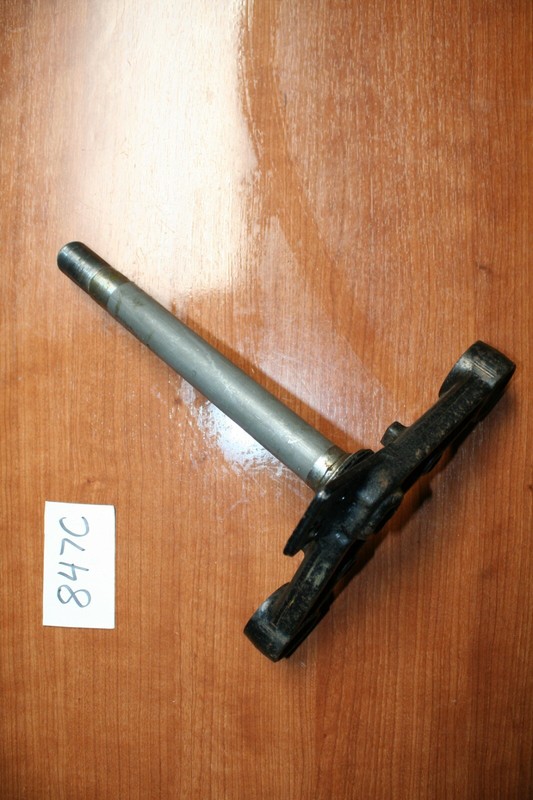 1980 Honda CM 200T Twinstar Triple Tree Steering Stem Lower Clamp OEMF