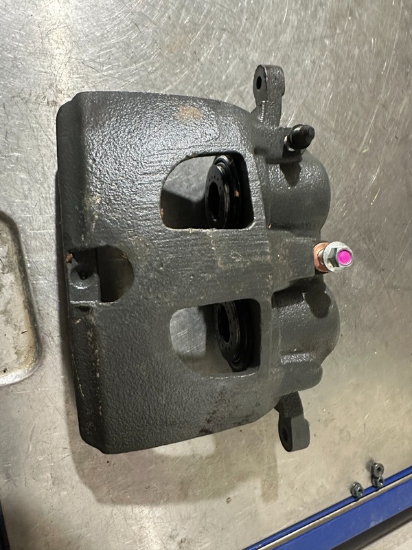 09-18 DODGE RAM 2500 3500 OEM LH REAR BRAKE CALIPER - Driver Side- NEW