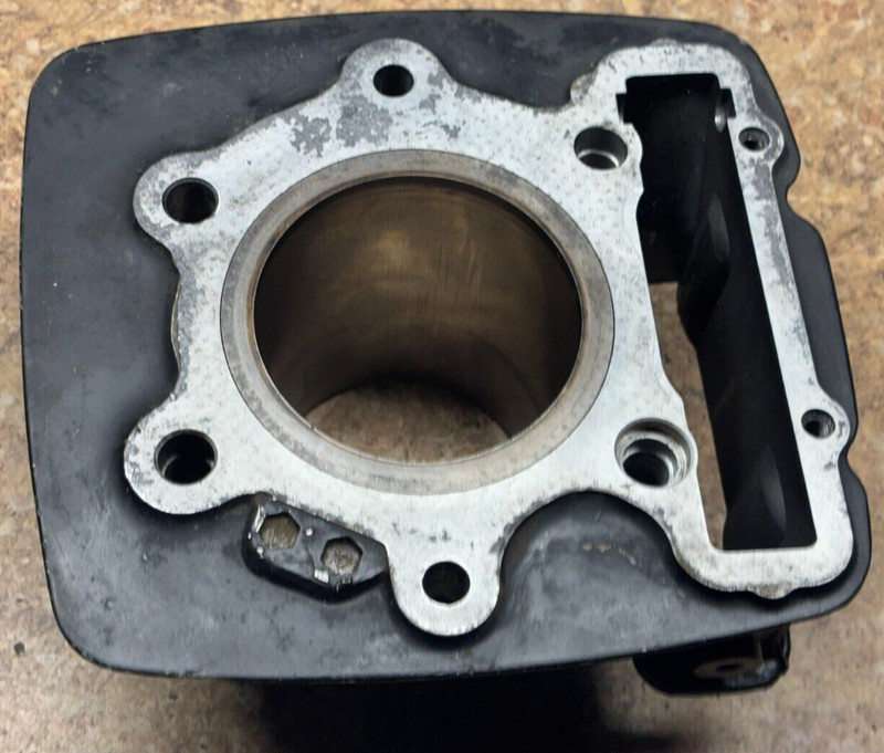 1981 Honda XR250R XR250 XR 250R 250 R Engine Cylinder Head Jug Barrel Motor F5