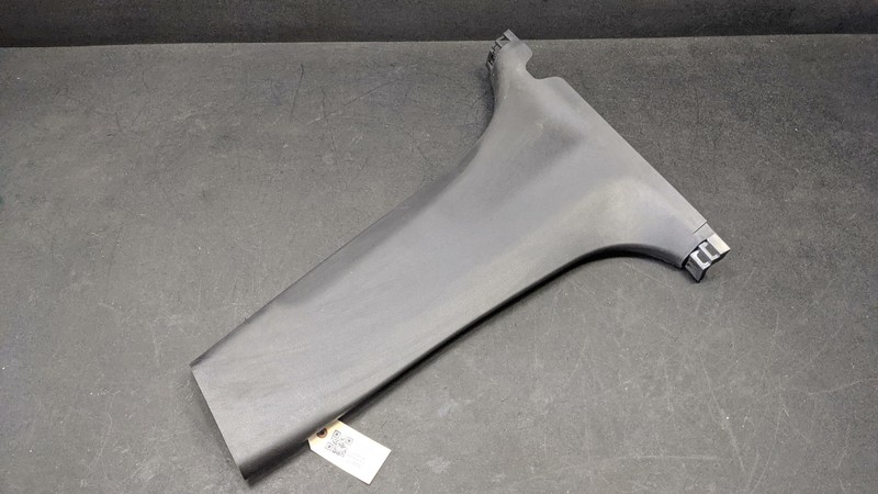 Center Left B Pillar Lower Trim Panel 2019 Nissan Kicks 76916-5RB0A 2018 2020