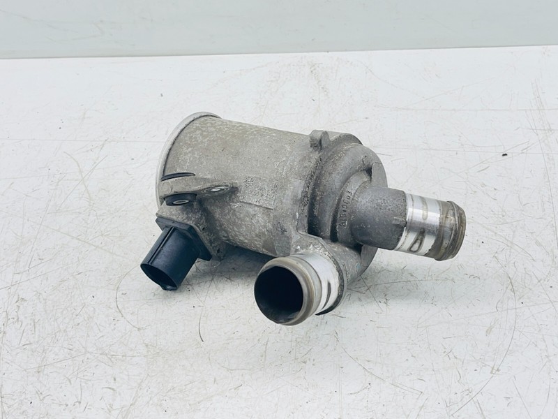 10-19 FORD C-MAX Engine Coolant Electric Pump OEM