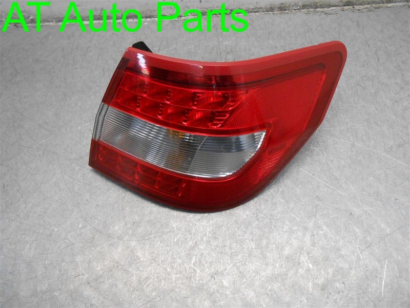 07 08 09 MKZ PASSENGER QUARTER PANEL MOUNTED TAIL LIGHT LAMP OEM 166-00133R