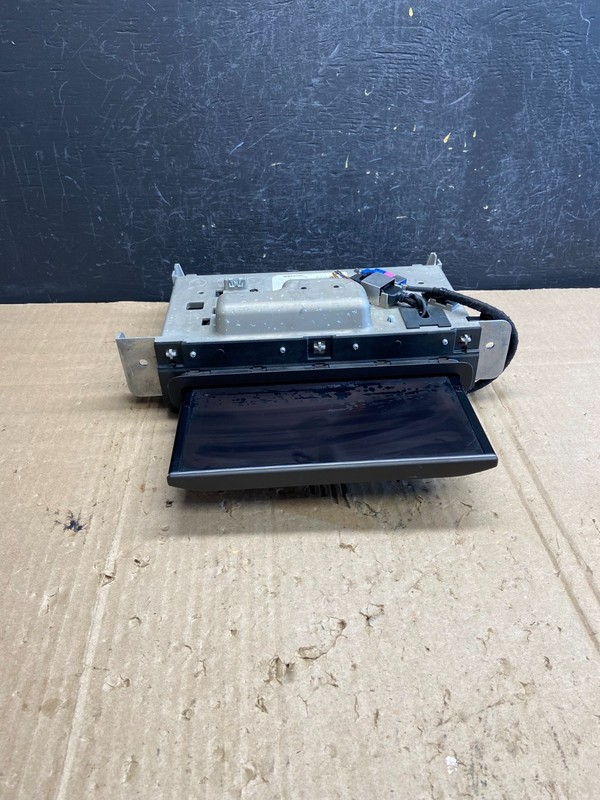 2017-2019 Audi Q7 Dashboard Mounted Navigation Display Screen Monitor ae1899 DG