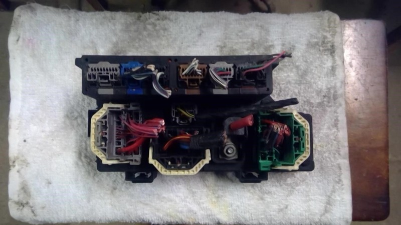 Chassis ECM Body Control BCM Next To Battery Fits 08-09 AVENGER 737009
