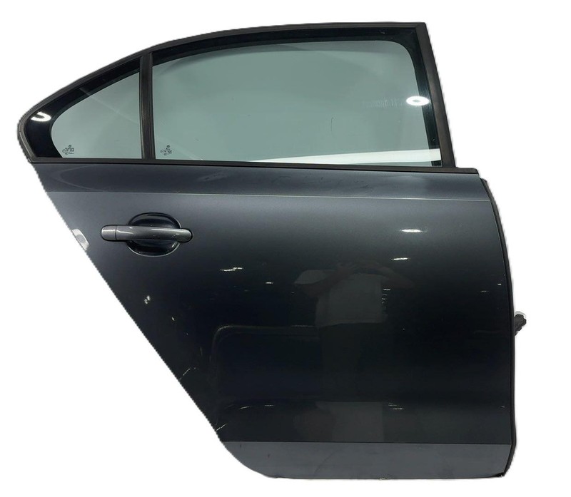 2011-2014 VW Jetta Rear Right Passenger Side Door Assembly W/ Panel & Glass OEM