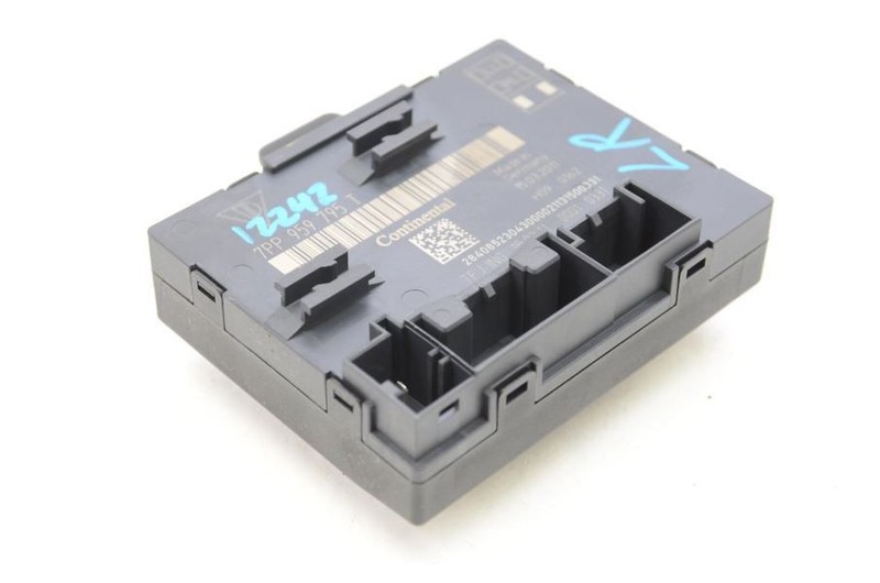 2011-2014 Porsche Cayenne Driver Left Rear Door Control Module 7PP959795T
