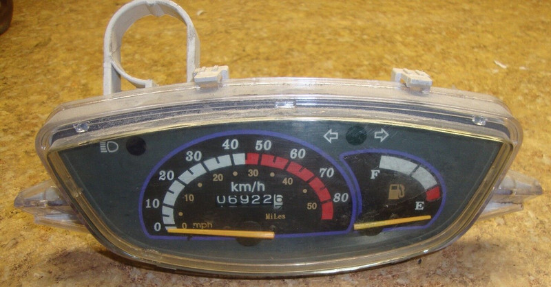 2015 Zhejiang Geely Scooter 49CC 49 50 GT21 Speedometer Gauge Dash Cluster 15