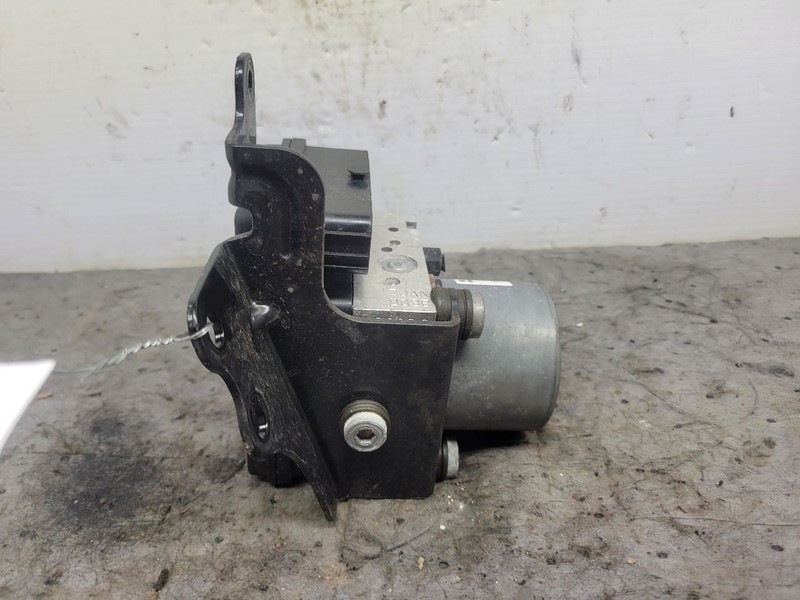 Anti-Lock Brake Part Actuator And Pump Assembly Fits 19-21 TUCSON 1741260
