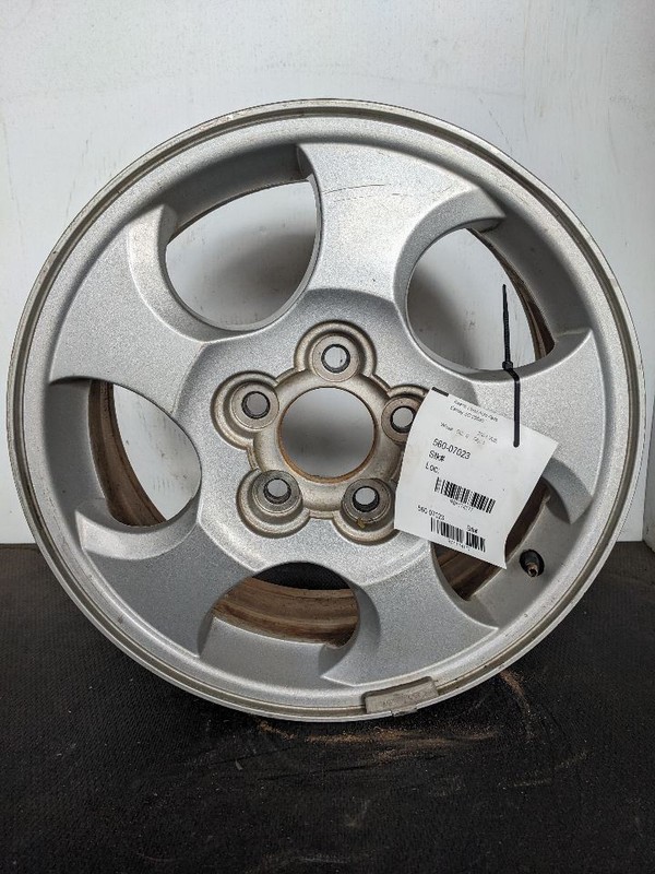Wheel 16x6-1/2 Aluminum 5 Hole Silver Opt PY0 Fits 02-04 VUE 1174177