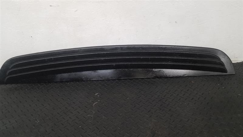 98-03 Dodge Durango Rear Bumper Step Pad OEM 55076626AC