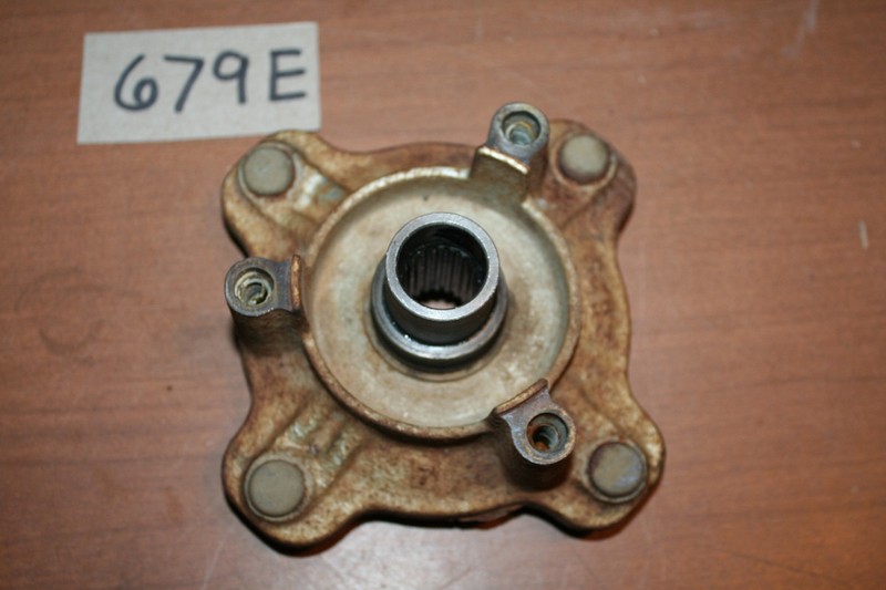 1993 Kawasaki KLF 400B Bayou Front Wheel Hub Left Right OEM 93 A