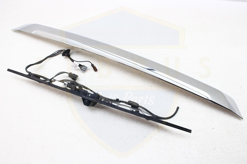 LINCOLN NAVIGATOR 22 23 24 LIFTGATE LICENSE PLATE LIGHT PANEL W/ CAMERA & CHROME