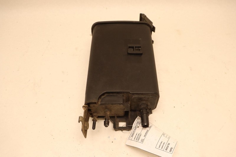 2000-2003 CHEVY TAHOE FUEL EMISSION EVAPORATOR CHARCOAL VAPOR CANISTER OEM
