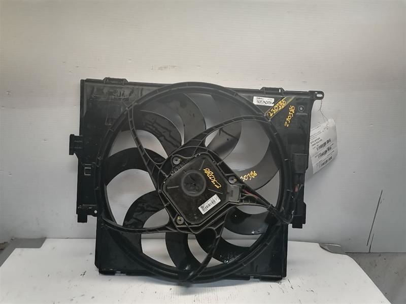 Radiator Fan Motor Fan Assembly Fits 12-18 BMW 320i 1194875