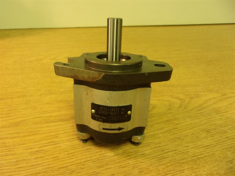 Parker SN J1016-05537 Motor *FREE SHIPPING*