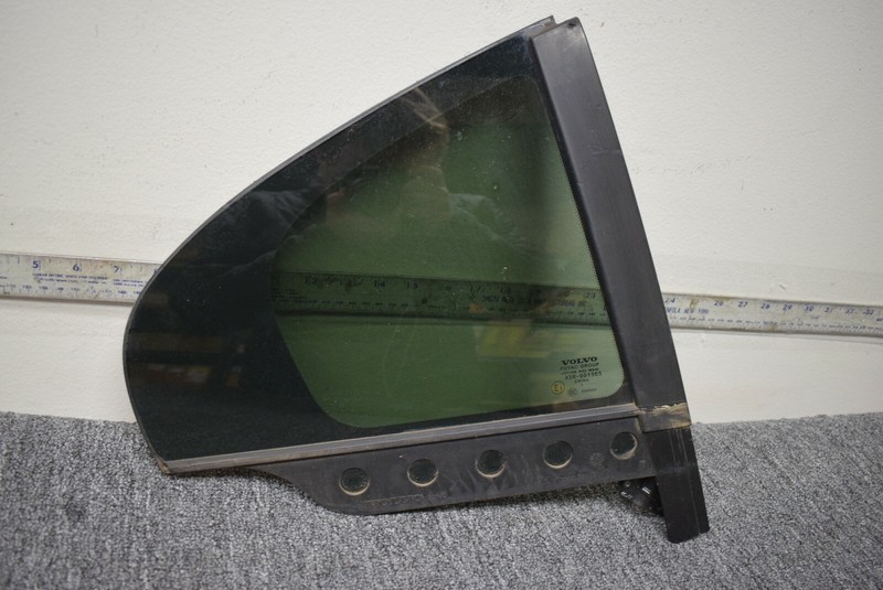 2011-2014 VOLVO S60 REAR RIGHT SIDE QUARTER WINDOW FACTORY OEM