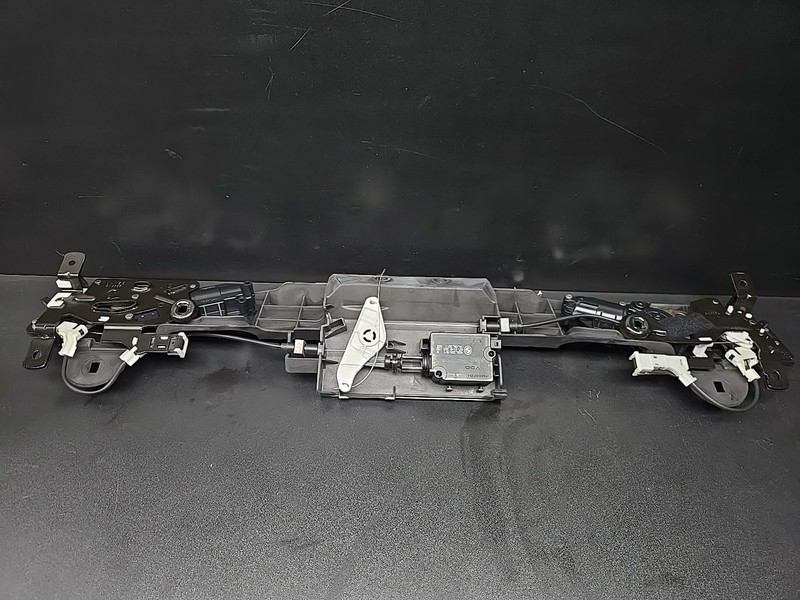 07-13 BMW E93 M3 335i 328i Convertible Trunk Lock Mechanism Latch Catch OEM