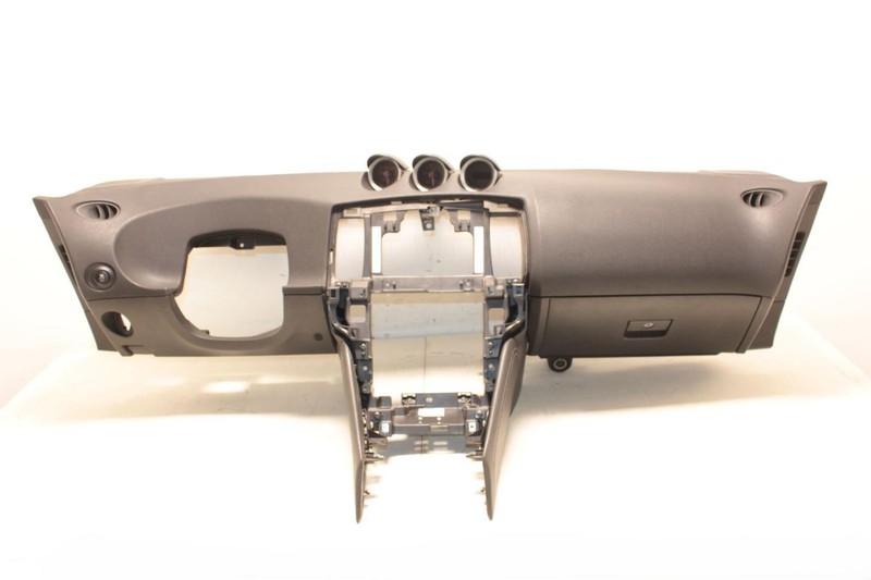 09-20 Nissan 370Z Coupe Black Dash Panel Assembly