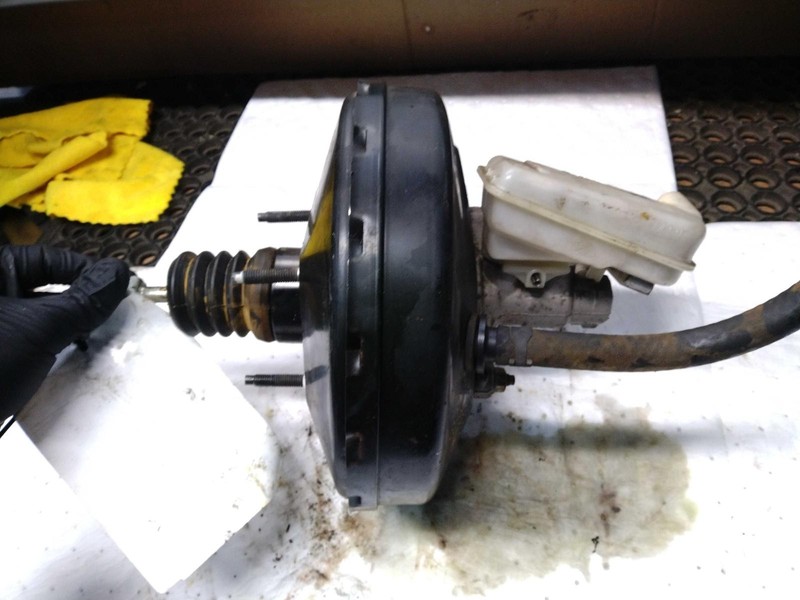 2011 Ford Fiesta Power Brake Booster OEM Green 124k Miles AE812002AA