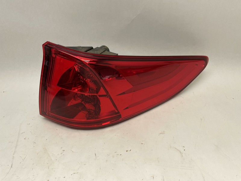 2018-2019 HONDA ODYSSEY RH PASSENGER SIDE QUARTER MOUNTED TAIL LIGHT TAIL LAMP