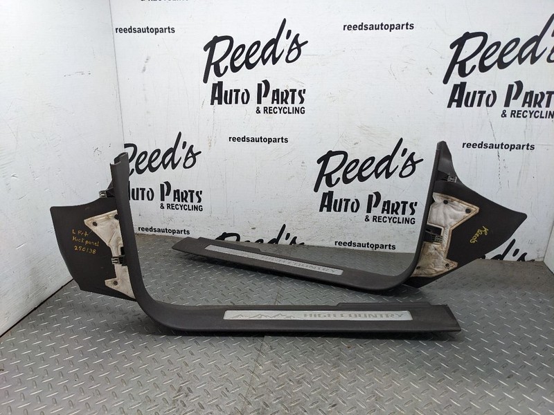 2016 Silverado 2500 Front Door Sill Trim Pair LH RH Panels Brown 1163082