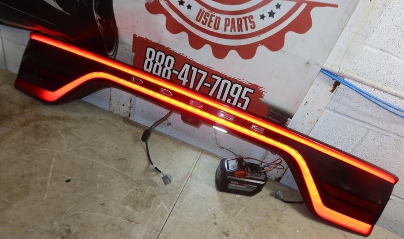 2014-2025 Dodge Durango OEM Lift Gate Center Tail Light w/ Camera 68530336