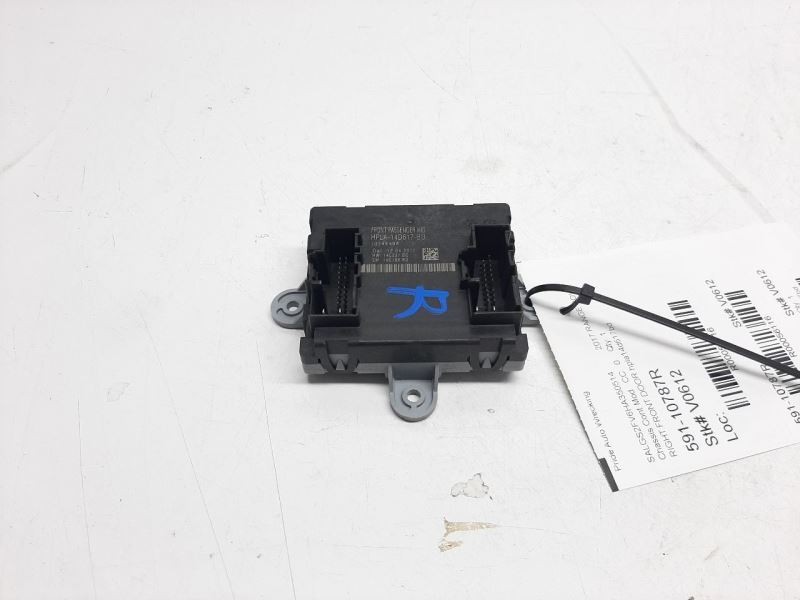 Range Rover HSE L405 Right Front Door Module Control hpla14d617bd