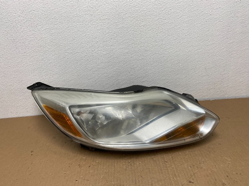 2012 2013 2014 Ford Focus Right Passenger Rh Side Headlight Oem AB6540 DW