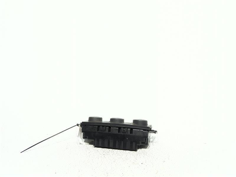 Used A/C Selector Switch fits: 2011 Chevrolet Silverado 1500 pickup manual contr