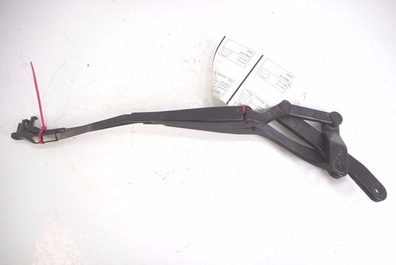 12 2012 Mercedes C300 Front Left Driver Right Passenger Wiper Arm Set Pair