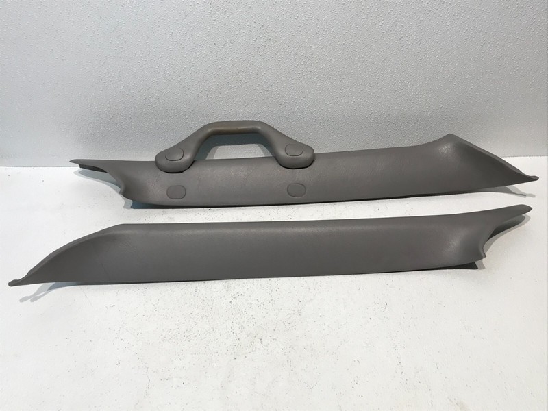 98 EXPEDITION PILLAR GRAB HANDLE TRIM LEFT DRIVER RIGHT PASSENGER PAIR GRAY