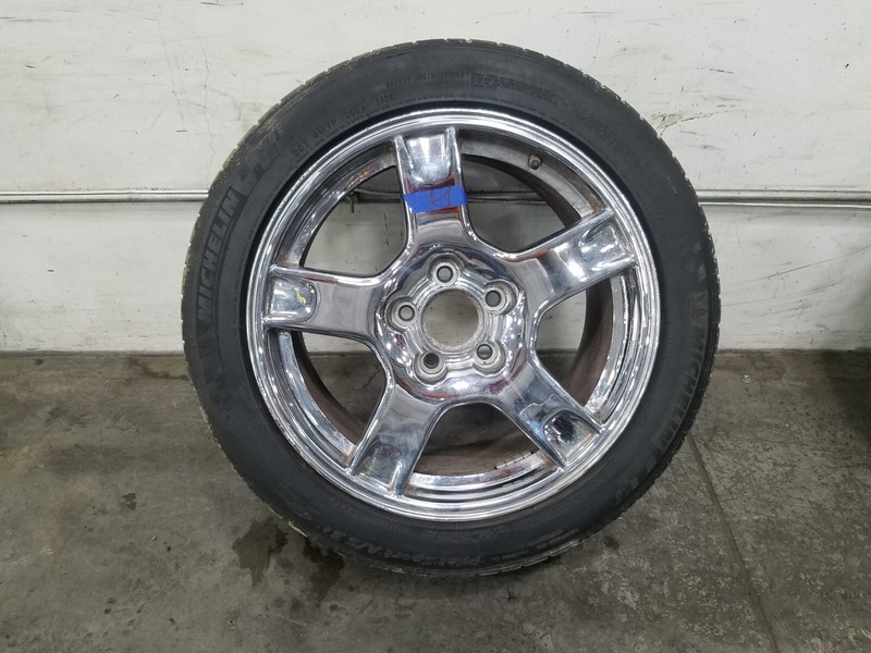 2002 Chevy Corvette C5 Vert Chrome 18" Rear Wheel #1 #2064 KK3