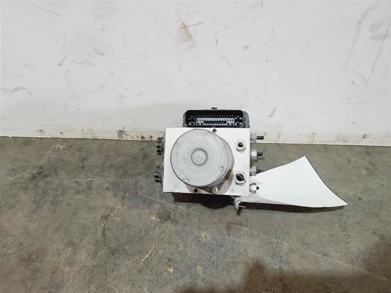 Anti-Lock Brake Part Fits 2021 Bronco 572025