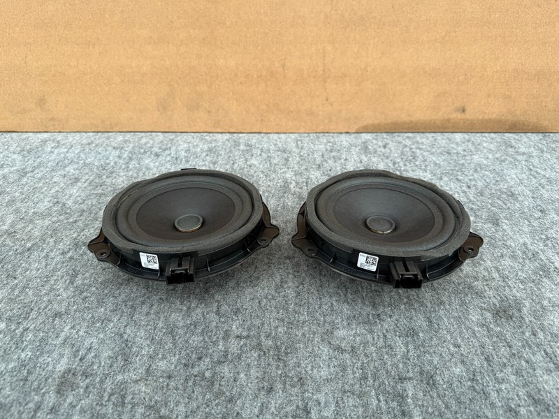 FORD BRONCO 2021-2025 OEM LEFT AND RIGHT DOOR SPEAKER SPEAKERS SET ASSY