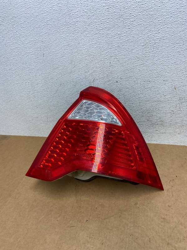 2010 2011 2012 Ford Fusion Right Passenger Side Tail Light Oem AE3013 lK