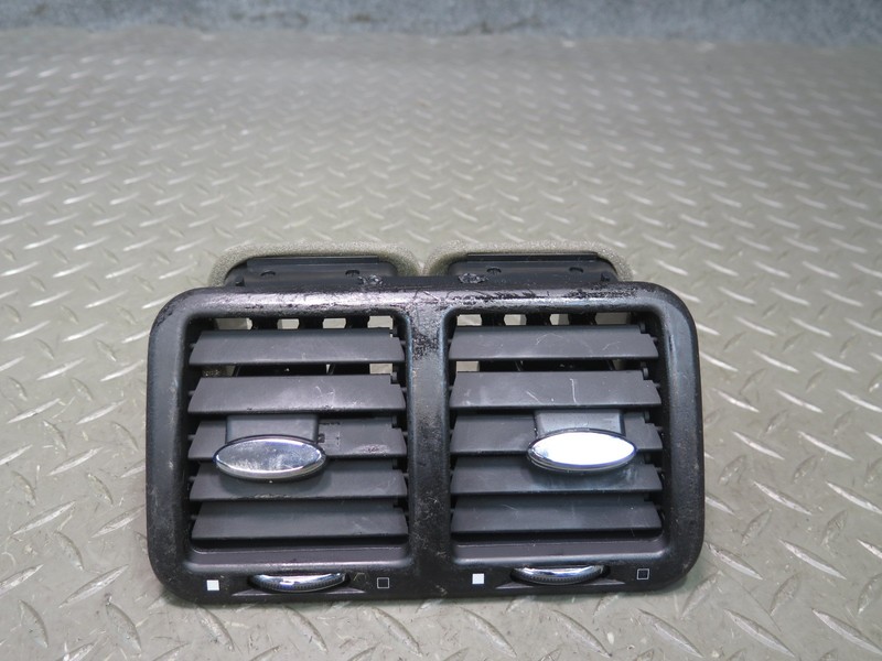 2008-2019 MASERATI GRANTURISMO M145 REAR CENTER CONSOLE A/C AIR VENT GRILLE