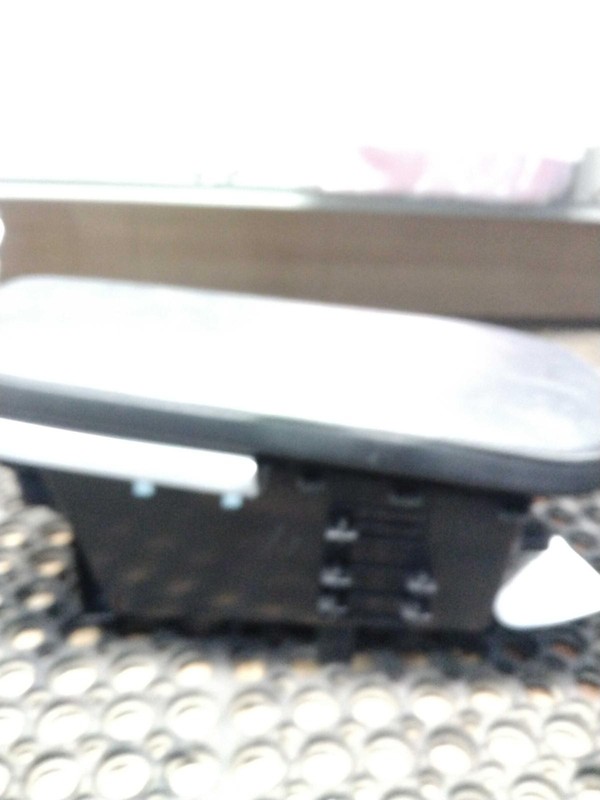 2019 KIA Stinger Center Console Black OEM 646636 4DR HTBK 91K Miles