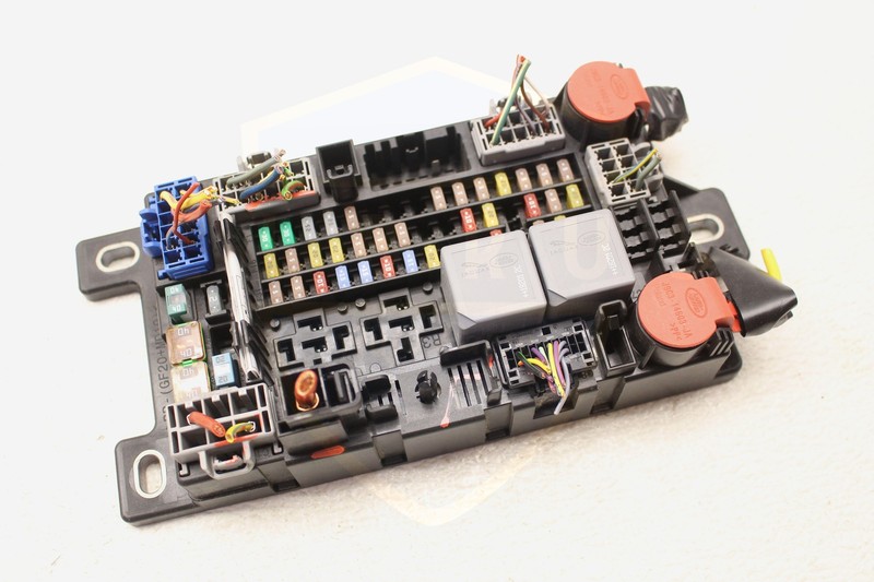 JAGUAR E-PACE 18 19 20 RIGHT CABIN FUSE RELAY BOX FUSEBOX J9C3-14A073-BB OEM