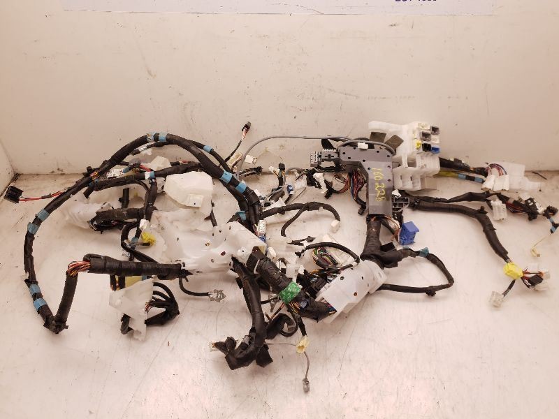 10 11 TOYOTA PRIUS III 1.8L V4 DASH WIRE HARNESS 82146-47230