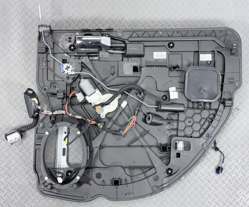 ✅ 2009-24 RAM 1500 2500 3500 CREW CAB REAR RIGHT DOOR CARRIER PLATE PANEL MOTOR