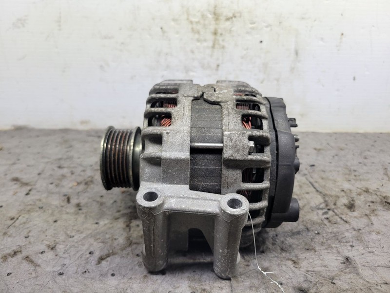 Alternator Bosch Manufacturer 140 Amp Fits 13-17 BEETLE 1552247