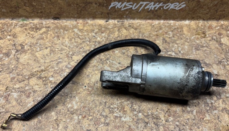 2002 Suzuki GSX750 GSX 750 Katana Engine Electric Starter Motor Starting 02 Z7
