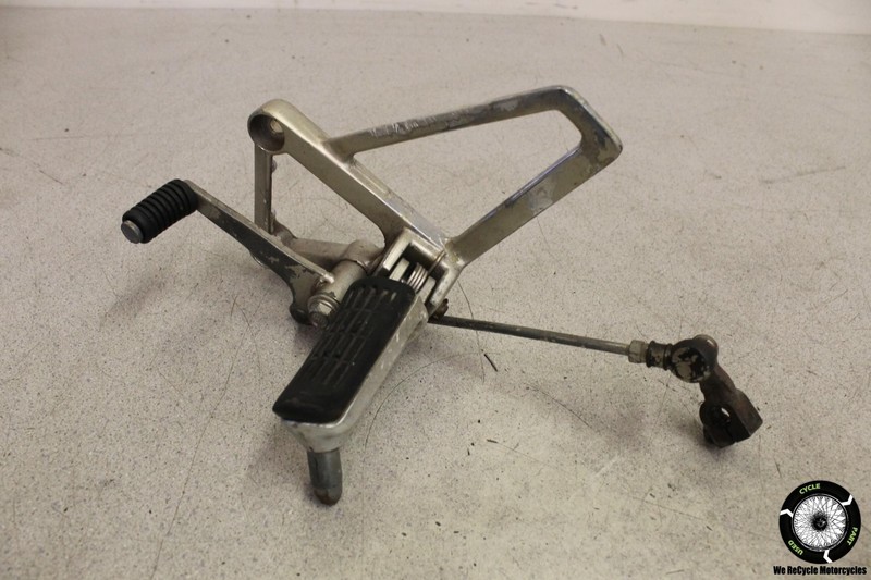 1991 Honda CBR600F2 LEFT FRONT FOOT REST PEG STEP SHIFTER PEDAL LINK CBR 91-94