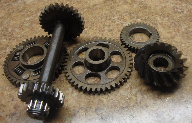 1990 Kawasaki Bayou ATV KLF 300 KLF300 Engine Transmission Gears Motor Idler 90