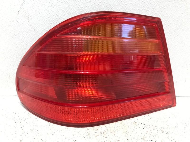 96-99 Mercedes W210 E420 E430 Sedan Left Driver Side Tail Light Lamp OEM
