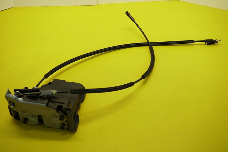 π
2018-2023 GENERAL MOTORS OEM REAR DRIVER SIDE DOOR LATCH 13529198