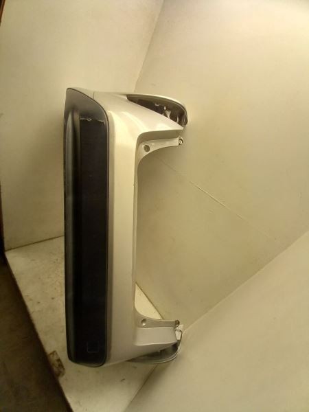 16 17 18 TOYOTA PRIUS REAR BUMPER SLV-1F7 SCRATCH