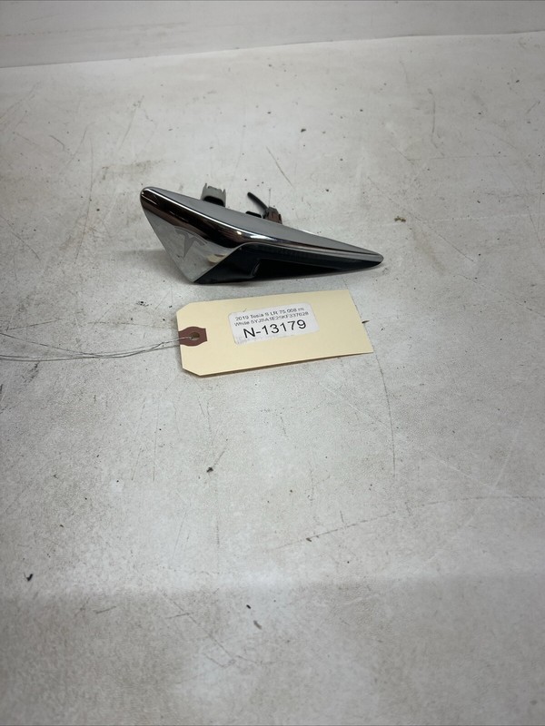 🔥16-20 TESLA Model S LH FENDER CAMERA With Trim 1125106-00 13179 B34