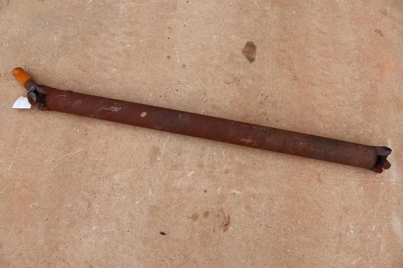 2007-2014 GMC YUKON XL 1500 4X4 A/T REAR DRIVESHAFT PROPELLER CARDAN SHAFT OEM